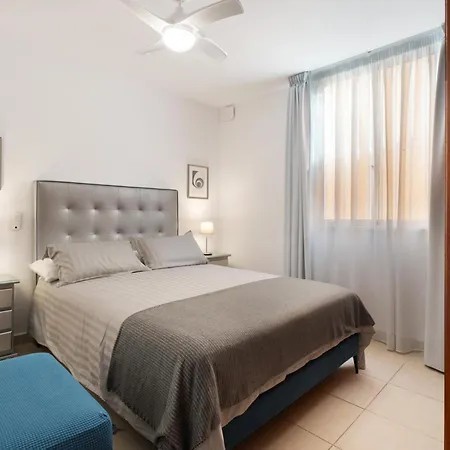 Great Sunset Views Gigantes