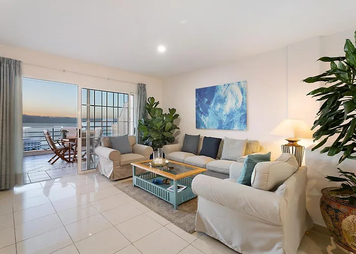 Great Sunset Views Gigantes