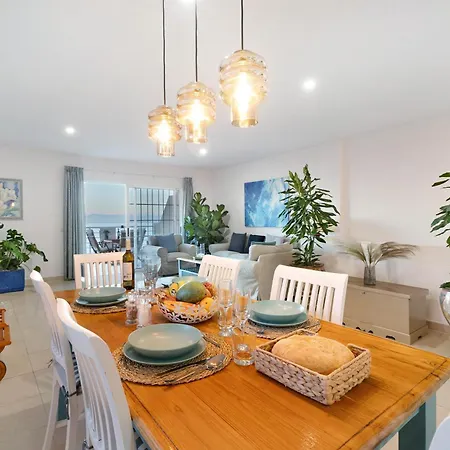 Great Sunset Views Gigantes アパート