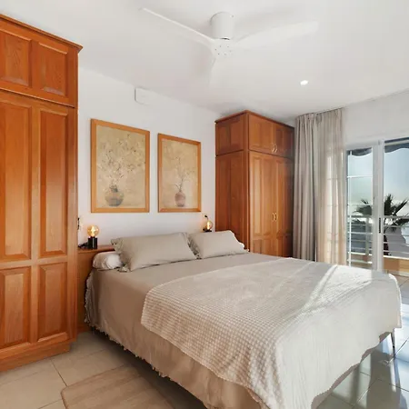 Great Sunset Views Gigantes アパート